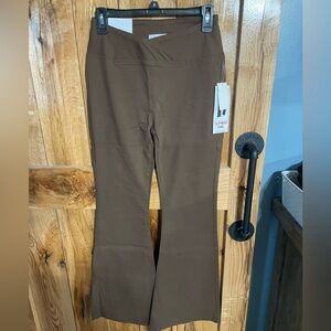 Vanilla Star women’s brown flared jeggings size medium excellent condition